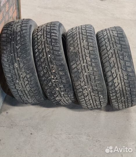 Kumho I'Zen RV Stud KC16 225/65 R17