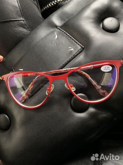 Очки с диоптриями -2
