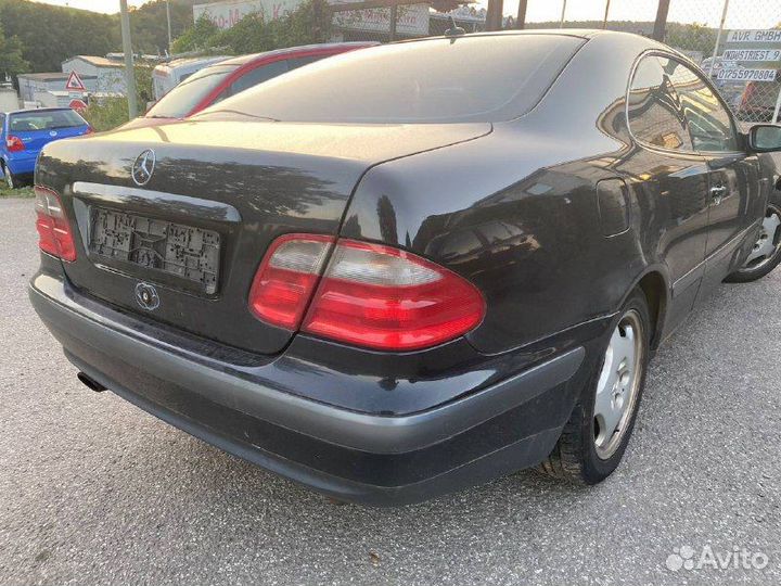 Разбор Mercedes W208 из Германии