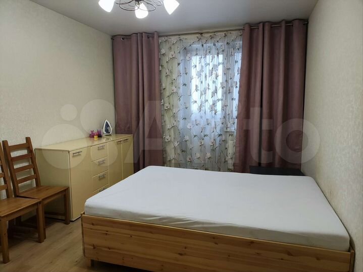 2-к. квартира, 54 м², 3/17 эт.