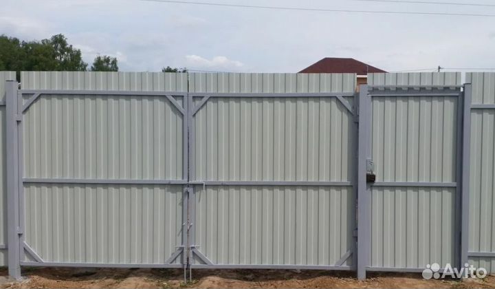 Распашные ворота с подушкой