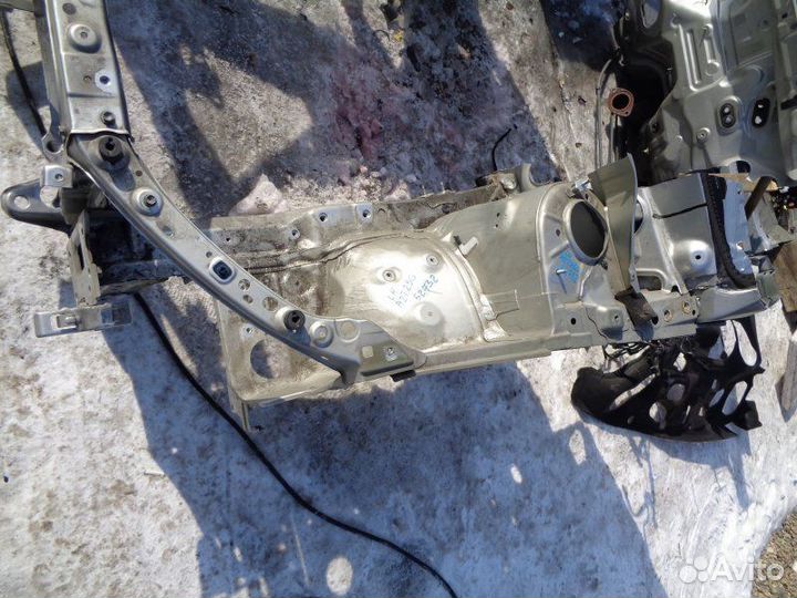 Лонжерон левый Toyota Avensis AZT250 1AZ-FSE