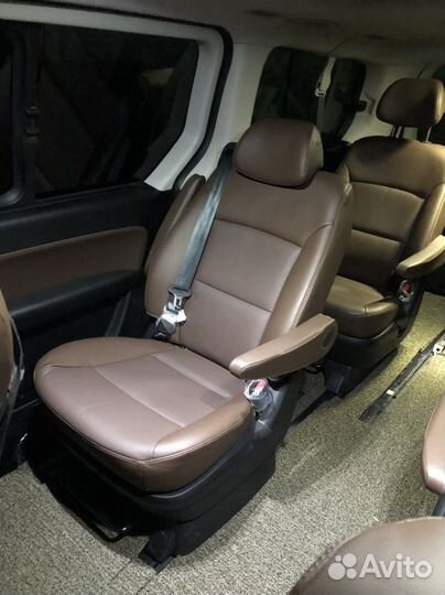 Аренда нового микроавтобуса с водителем