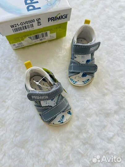 Сандалии 18 р Primigi Италия новые кожа