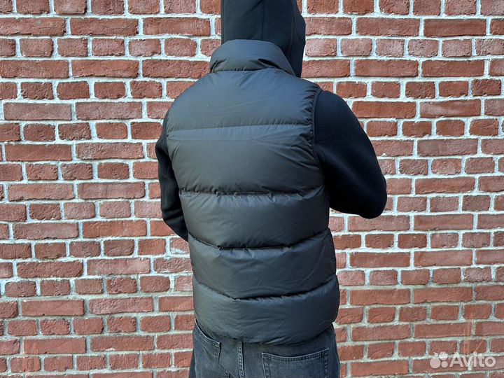 Жилетка Nike Storm-Fit Windrunner черная