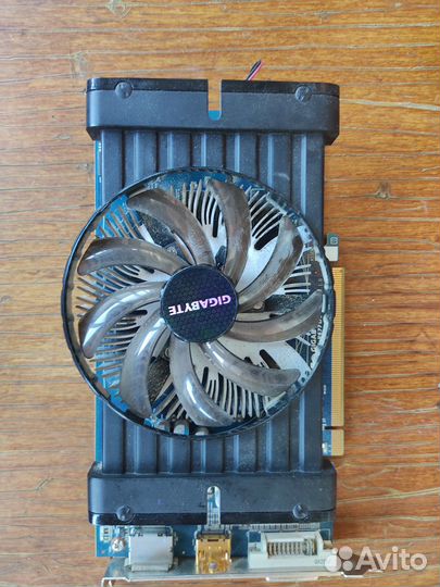 Radeon hd6770 - 1gb