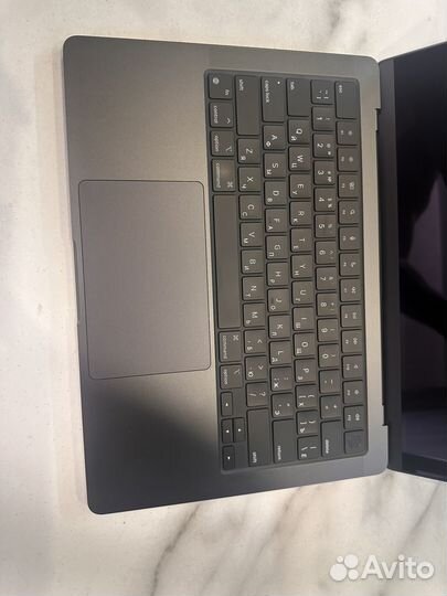 Macbook pro 14 m3 16 512