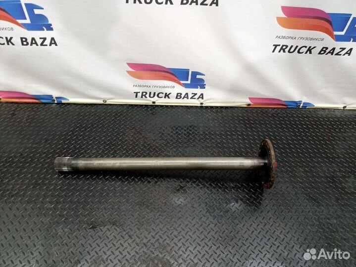 1363850 Полуось без блокировки