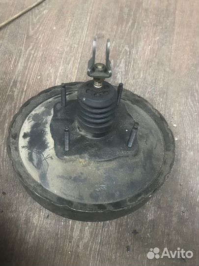 Вакуумный усилитель тормозов Toyota Vista SV30