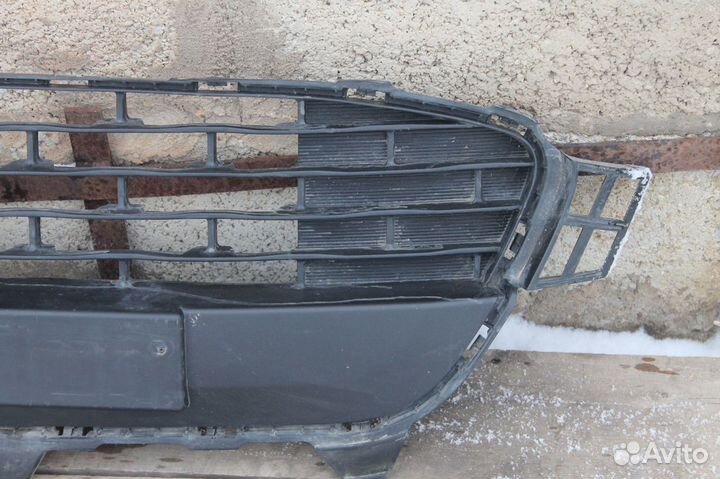 Kia Rio 4 решетка в бампер
