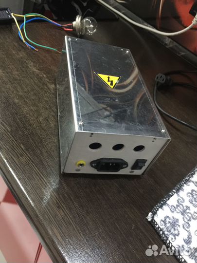 Лабораторный блок питания