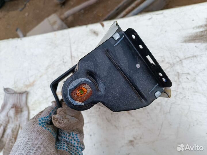 Подушка безопасности в торпеду Рено Меган 2. 2005г