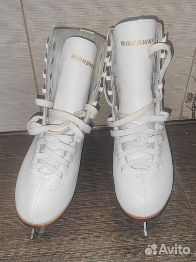 Коньки фигурные 37