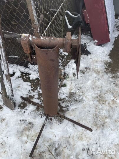 Продам стойку для ремонта двигателей