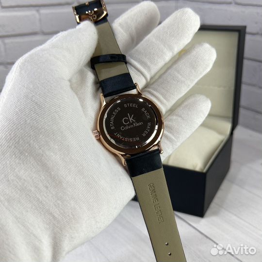 Женские часы CK