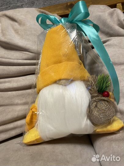 Гномики подарочные новогодние