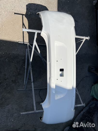 Бампер задний для Peugeot 301