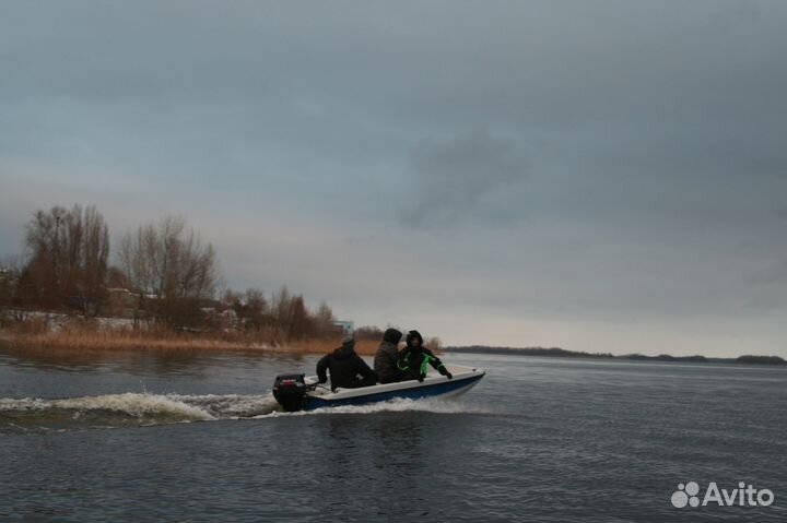 Лодка Кайман 36c. Тримаран (мотор 8-25 л.с.)