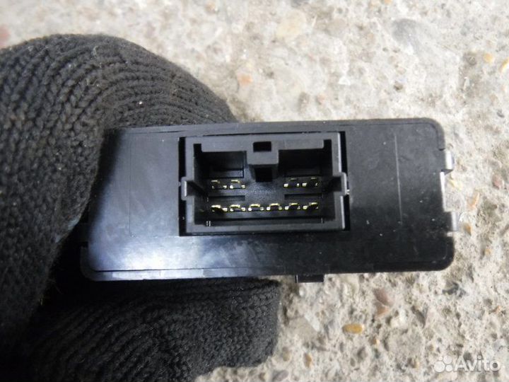 Блок электронный Mitsubishi Pajero Sport 2 4D56