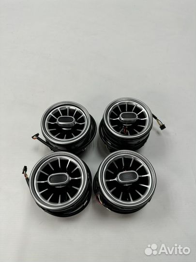 Сопло воздуховода Granta в стиле AMG