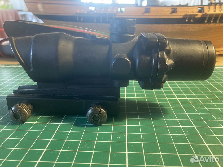 Acog 4x32