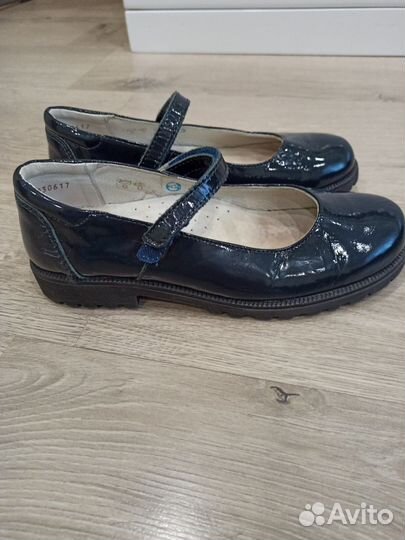 Туфли для девочки школьные