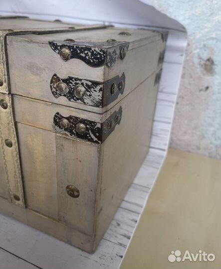 Сундук винтажный