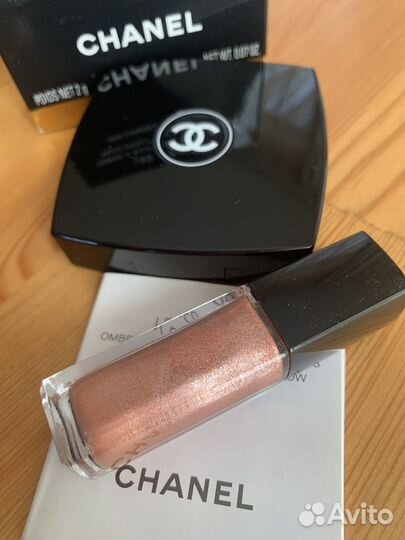 Тени для век Chanel; помады Dior, Givenchy, Estee