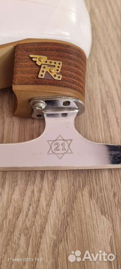 Фигурные коньки risport