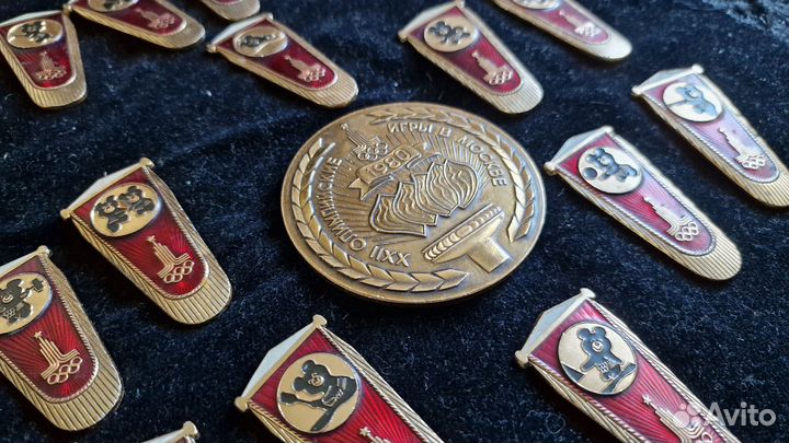 Значки СССР Олимпиада 80. Серия