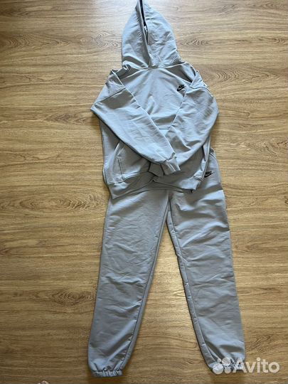 Костюм спортивный nike женский