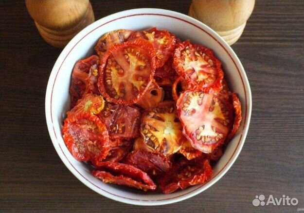 Томатные чипсы /чипсы овощные /томат сушеный