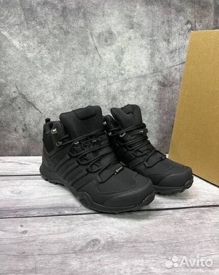 Кроссовки Adidas Terrex Swift R2 Gore-Tex luxe