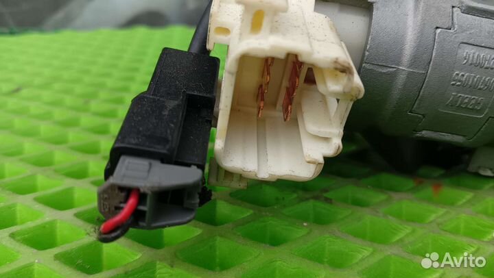 Замок зажигания Geely emgrand EC7