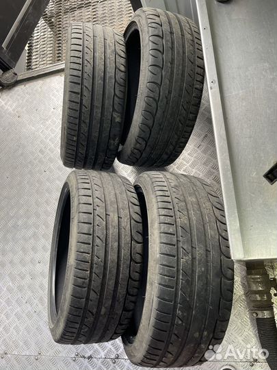 Tigar UHP Ultra High Performance 205/40 R17