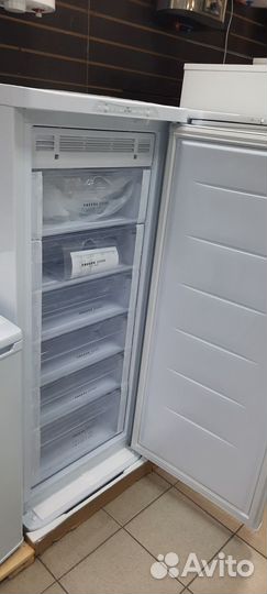 Морозильная камера Бирюса