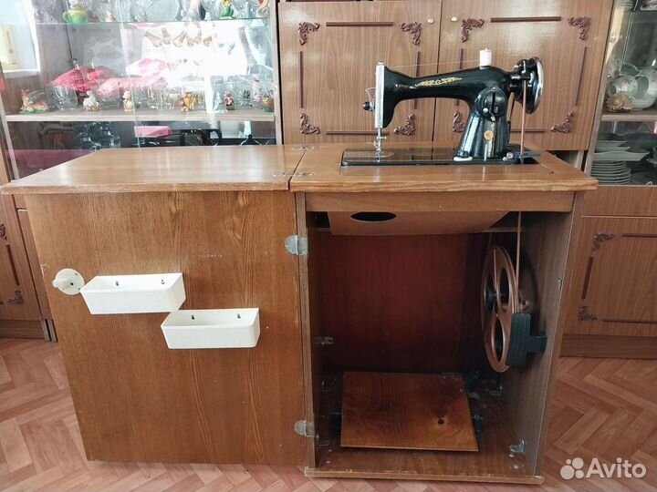 Швейная машинка подольск 2м