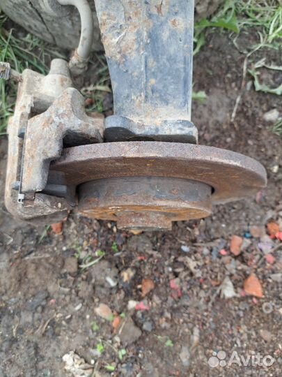 Передние стойки фольцваген пассат б2