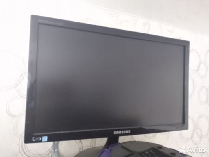 Монитор Samsung S19A300N