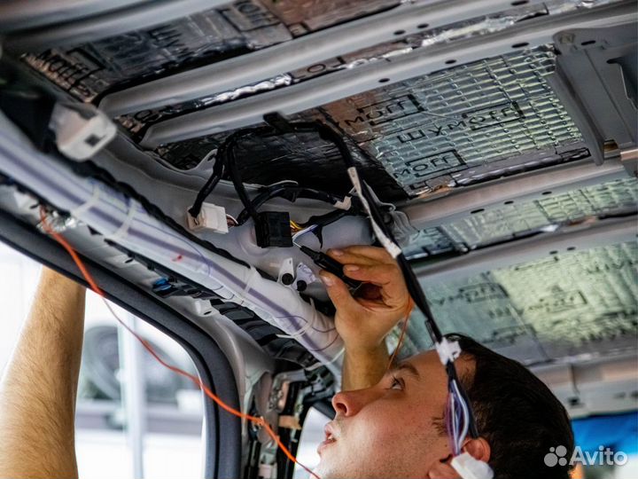 Шумоизоляция крыши автомобиля в Иркутске