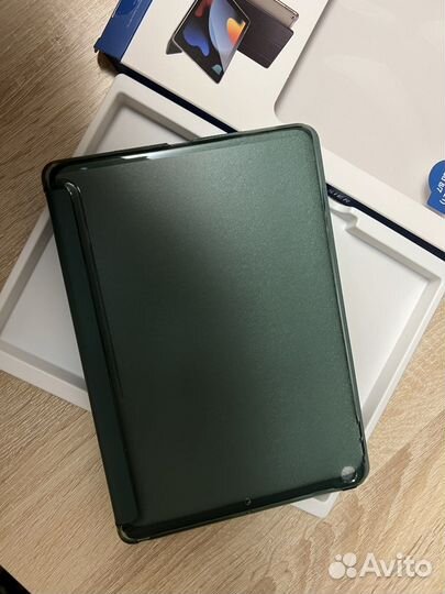 Чехол ESR на iPad 7/8/9