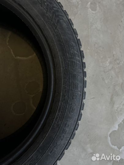 Nokian Tyres Hakkapeliitta 8 SUV 235/55 R19 105L