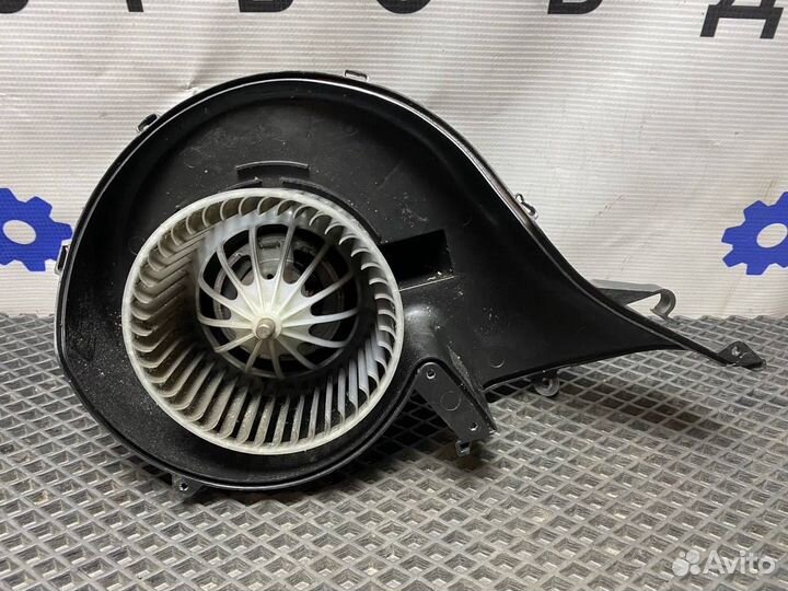 Моторчик печки Volvo FH4 9502493