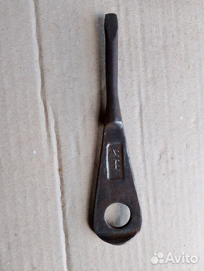 Ключ, инструмент для мотоцикла иж