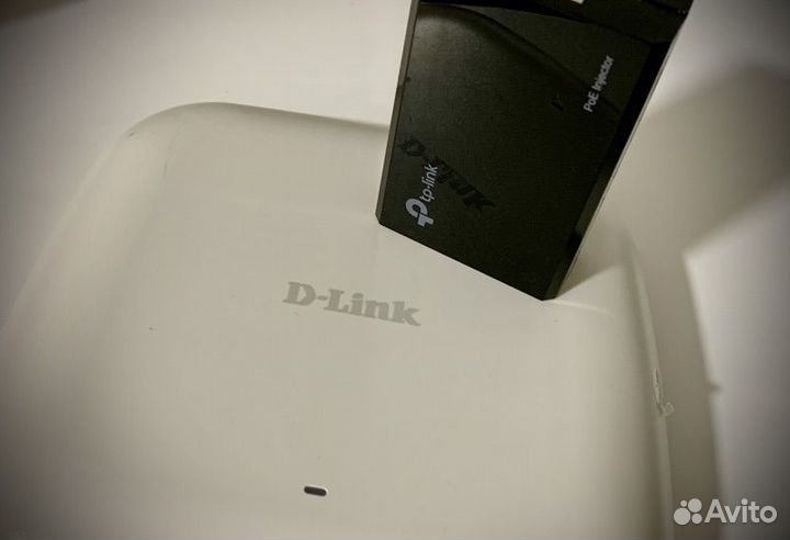 Точка доступа D-Link DAP-2660 и PoE-адаптер