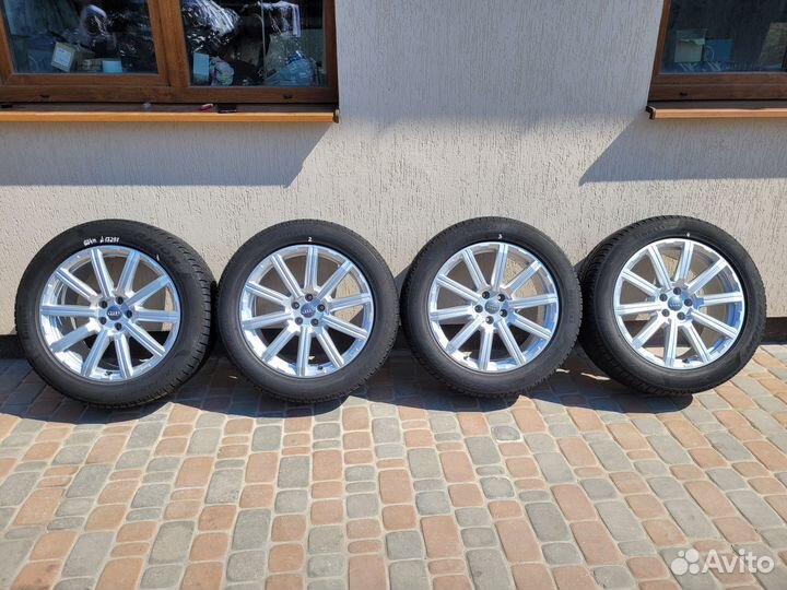 Комплект оригинальных колес в сборе для Audi Q7 4M