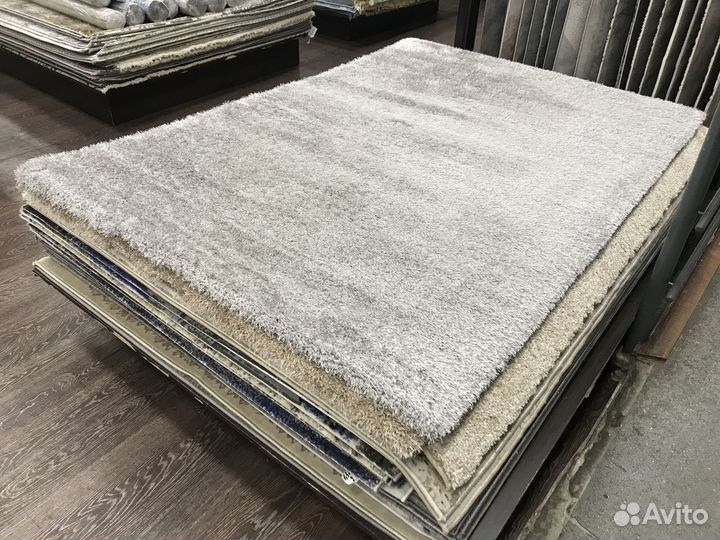 Ковер с высоким ворсом Puffy 1.4х2