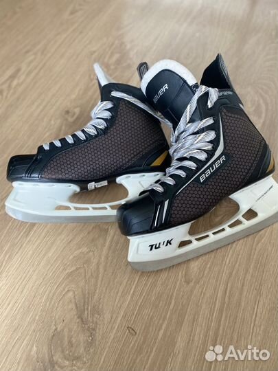 Хоккейные коньки bauer 43 размер