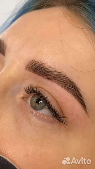 Коррекция и окрашивание бровей