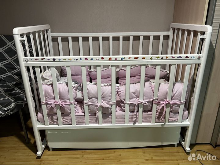 Продам детскую кроватку